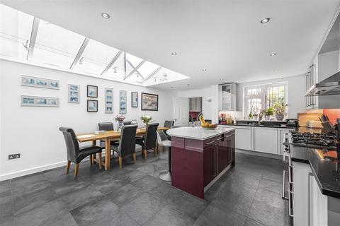 4 bedroom semi-detached house for sale, Parkfield Avenue, East Sheen, SW14
