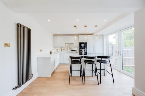 25 Dene Road, Dartford, DA1 1LX