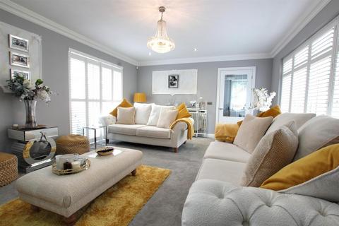 3 bedroom terraced house for sale, St. Marys Walk, Swanland HU14