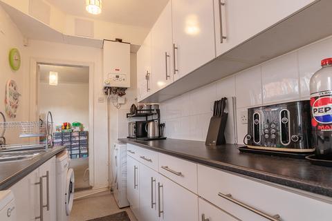 2 bedroom terraced house for sale, Vernon Avenue, Nottingham NG6