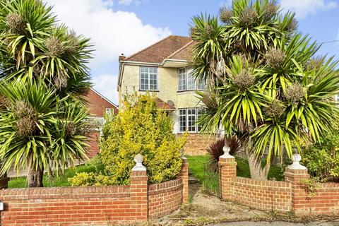 Dolphins Road, Kent CT19