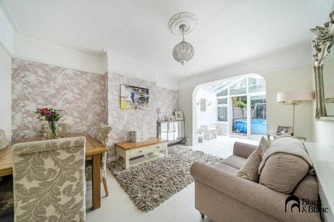 120 Hawes Lane, West Wickham, BR4 9AA