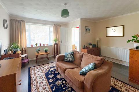 2 bedroom semi-detached bungalow for sale, The Winter Knoll, Littlehampton BN17