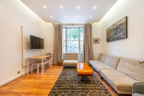 1 bedroom flat for sale, Gloucester Terrace, Bayswater, London, W2