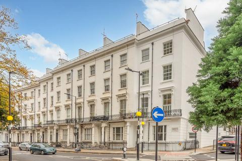1 bedroom flat for sale, Gloucester Terrace, Bayswater, London, W2