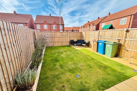 3 bedroom end of terrace house for sale, Phoenix Avenue, East Yorkshire DN14
