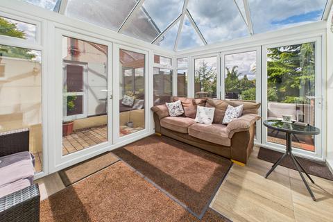 4 bedroom detached house for sale, Beaumayes Close, Boxmoor, HP1