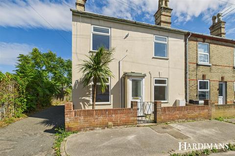 Salisbury Road, Lowestoft