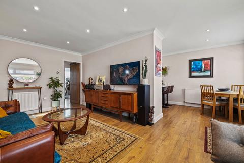 75 Broadmead, Killay, Swansea, SA2 7EJ