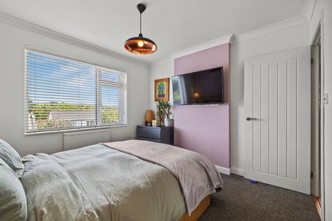 75 Broadmead, Killay, Swansea, SA2 7EJ