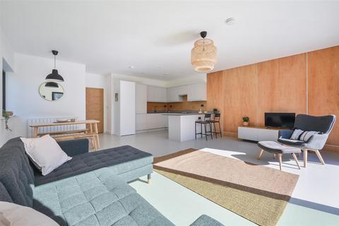undefined, Florence Avenue, Morden SM4