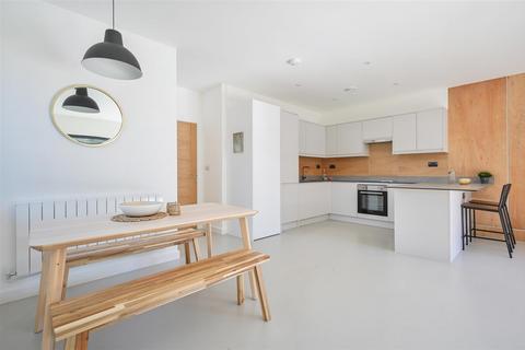 undefined, Florence Avenue, Morden SM4