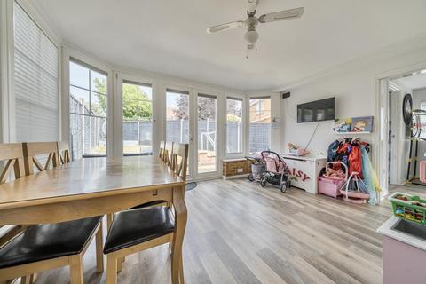 3 bedroom semi-detached house for sale, Thatcham,  Berkshire,  RG18