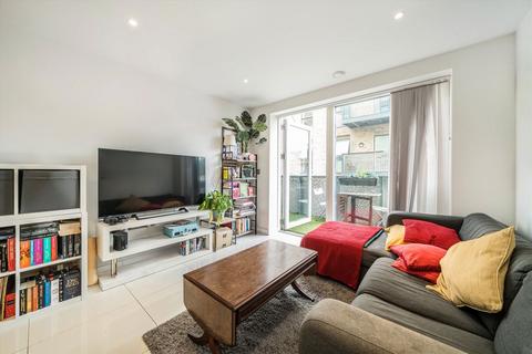 2 bedroom flat for sale, Atkins Square, London E8