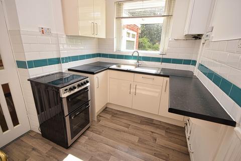 3 bedroom semi-detached house to rent, Ralph Road, Solihull B90