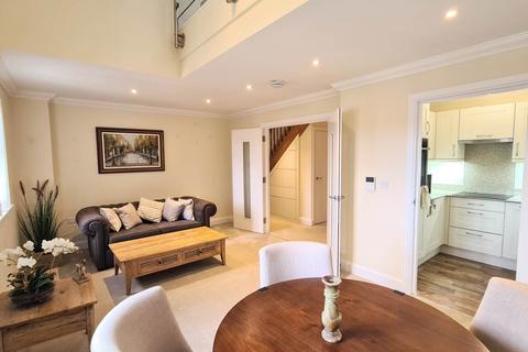 2 bedroom retirement property for sale, Fleur De Lis, Marlborough, SN8 2FN