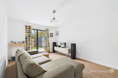 2 bedroom detached bungalow for sale, Tithe Barn Gardens, Repton