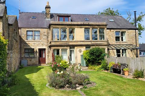 undefined, Brickhouse Gardens, Chipping PR3