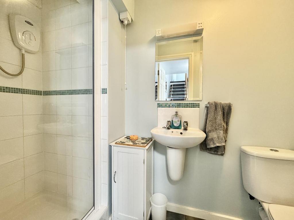 Shower Room / WC