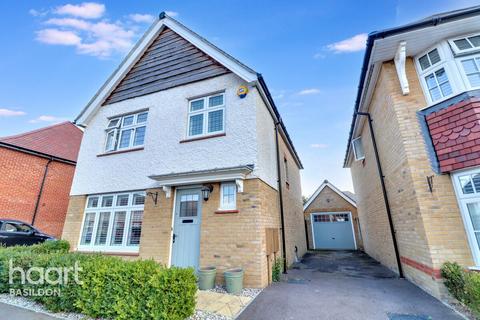 3 bedroom detached house for sale, Dixon Road, Basildon