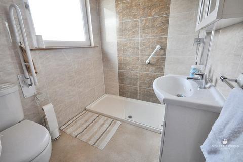 2 bedroom semi-detached bungalow for sale, Southwell Road, Benfleet