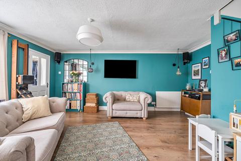 40 Barnwell Road, Melksham, SN12 7DG