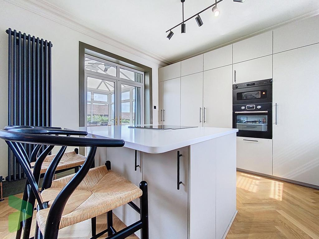 Open Plan Breakfast Kitchen