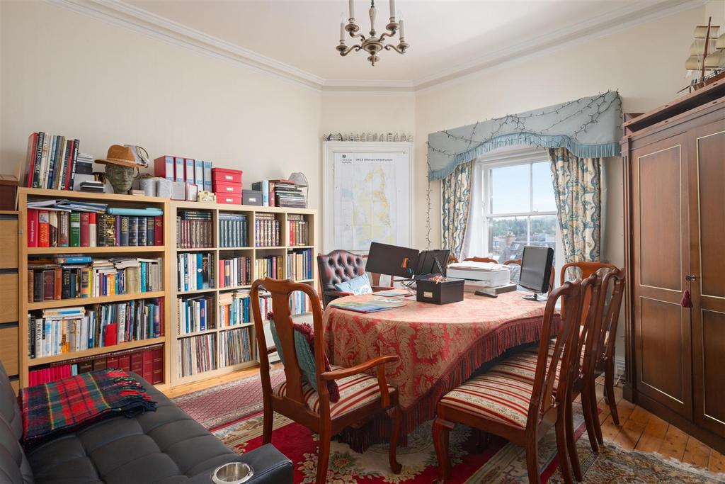 0029-1b King James Pl.JPG