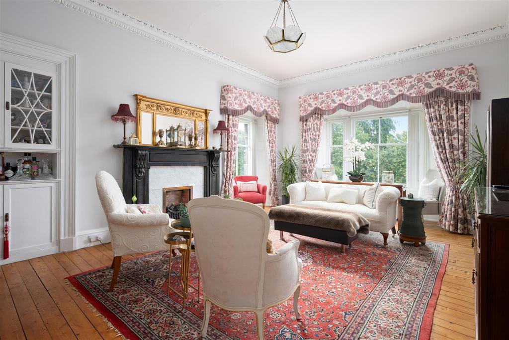 0013-1b King James Pl.JPG