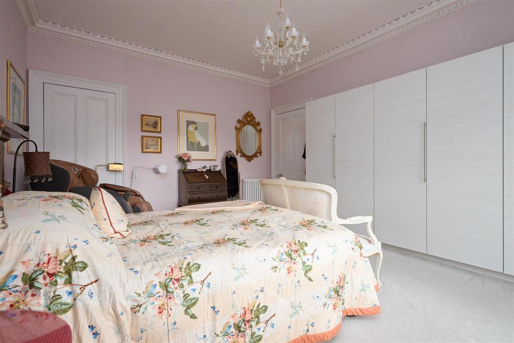 0028-1b King James Pl.JPG