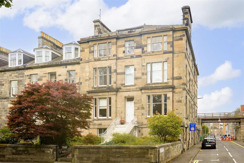 0006-1b King James Pl.jpg