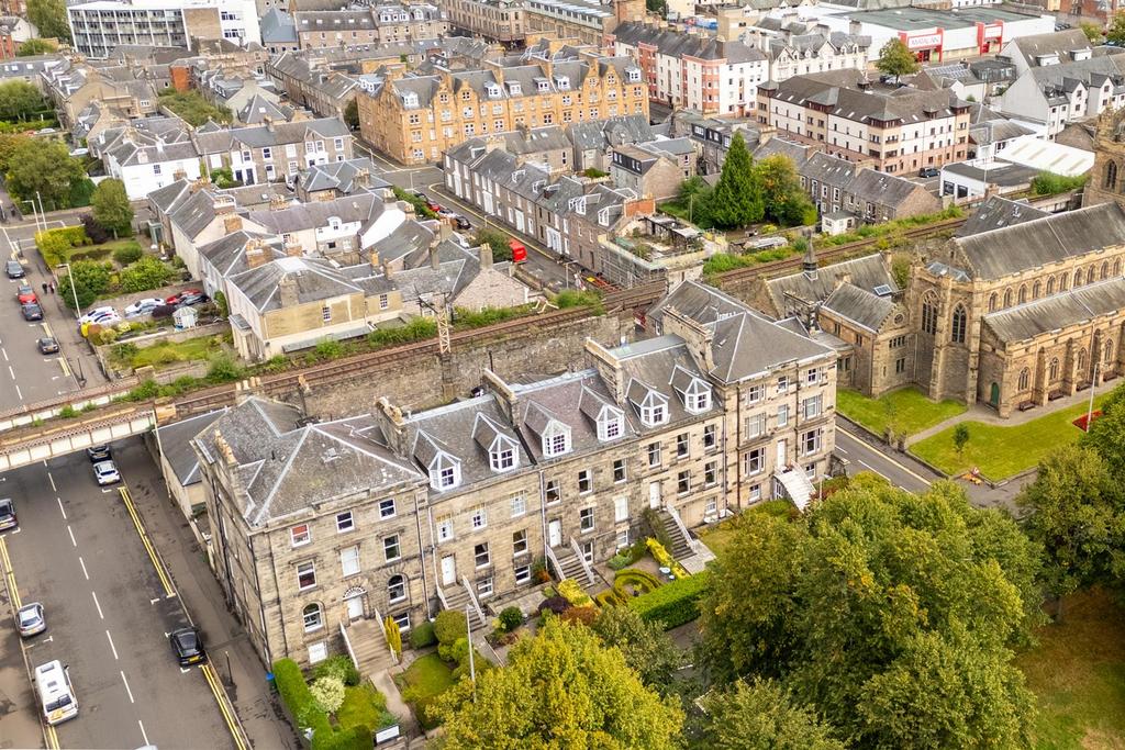 0005-1b King James Pl.jpg