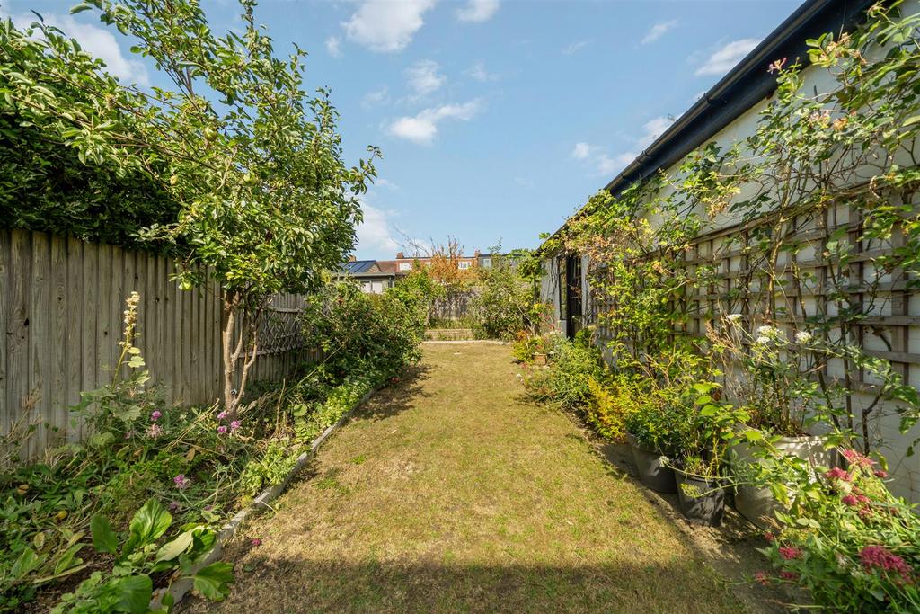 Buckleigh Avenue