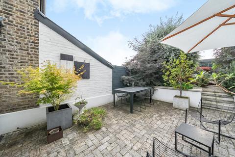 3 bedroom terraced house for sale, Halifax Street, London, SE26