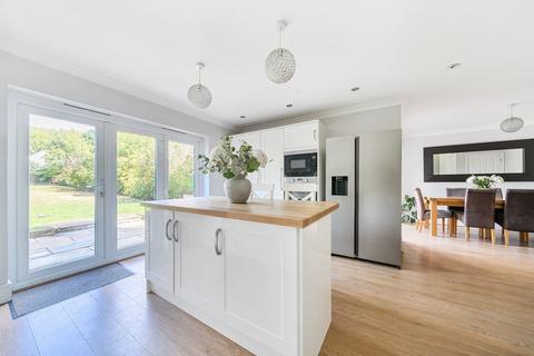 63 Kingsway, West Wickham, BR4 9JD