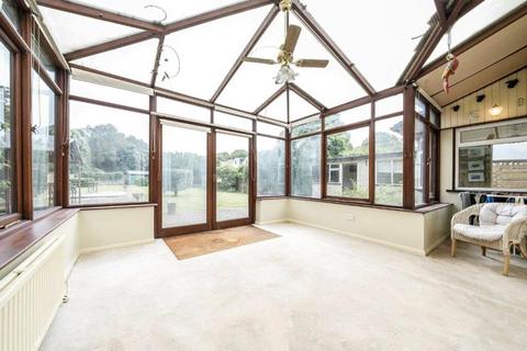 4 bedroom detached house for sale, Broad Lane, Hampton