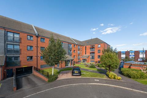 Flat 3/2, 43 Craigend Circus, Glasgow, G13 2TY