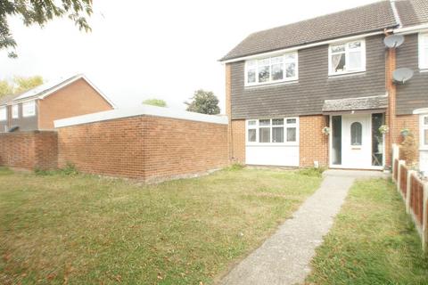 3 bedroom end of terrace house for sale, Arundel Court, Ellesmere Port, Cheshire. CH65