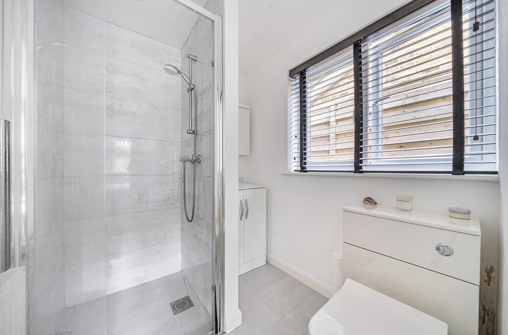 1344875-10-68ade7...