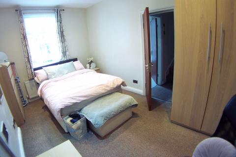 20 Pearson Terrace, Leeds, LS6 1HZ