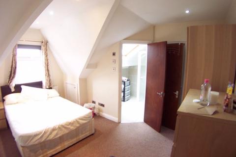 20 Pearson Terrace, Leeds, LS6 1HZ