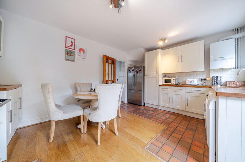Kitchen diner angle
