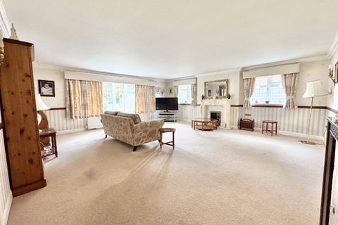 undefined, HUMBERSTON AVENUE, HUMBERSTON