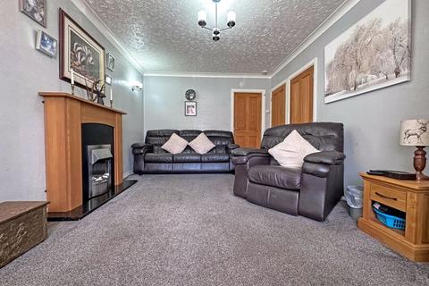 undefined, Gordon Drive, TIPTON, DY4 7LZ