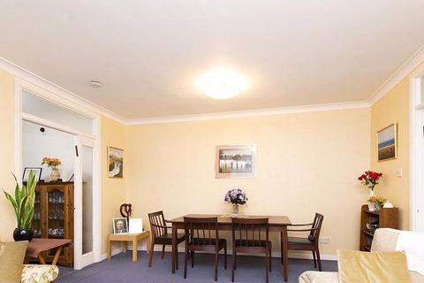 2 bedroom ground floor flat for sale, Edinburgh House, Tenterden Grove, Hendon, London, NW4 1TL