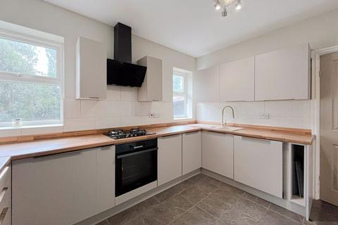 3 bedroom detached house for sale, High Street, Burntwood, Chasetown, WS7 3XG