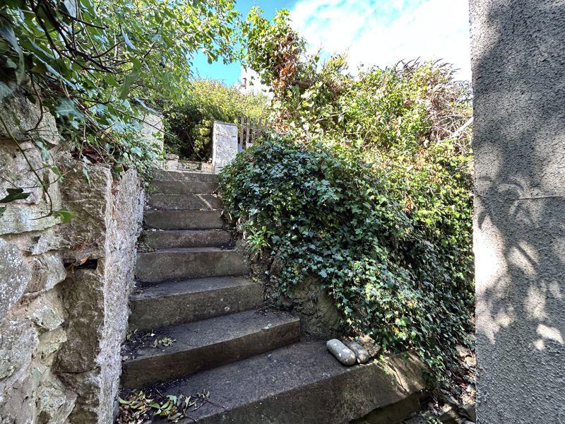 Photo 24