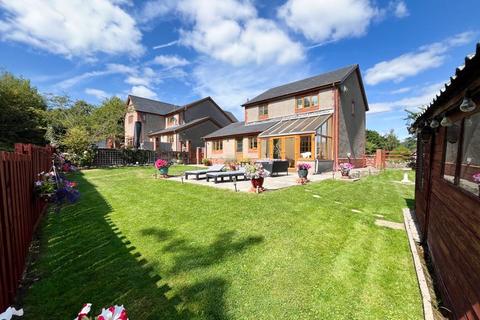 4 bedroom detached house for sale, Church Road, Aberdare, CF44 9JP