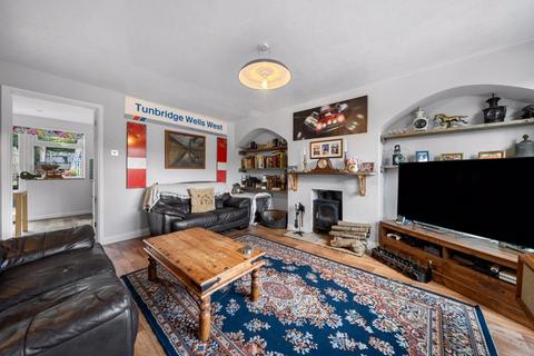 undefined, Manor End, Uckfield