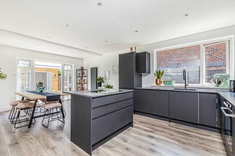 3 bedroom bungalow for sale, Central Hayling